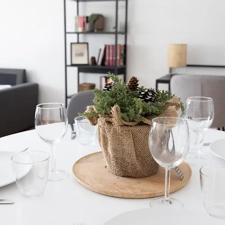 Apartament 2ndhomes Charming 1br With Great Location *