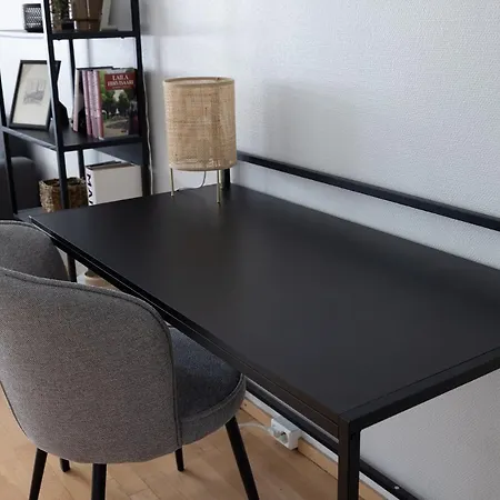 Lejlighed 2ndhomes Charming 1br With Great Location