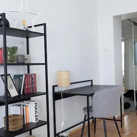 Apartment 2ndhomes Charming 1br With Great Location